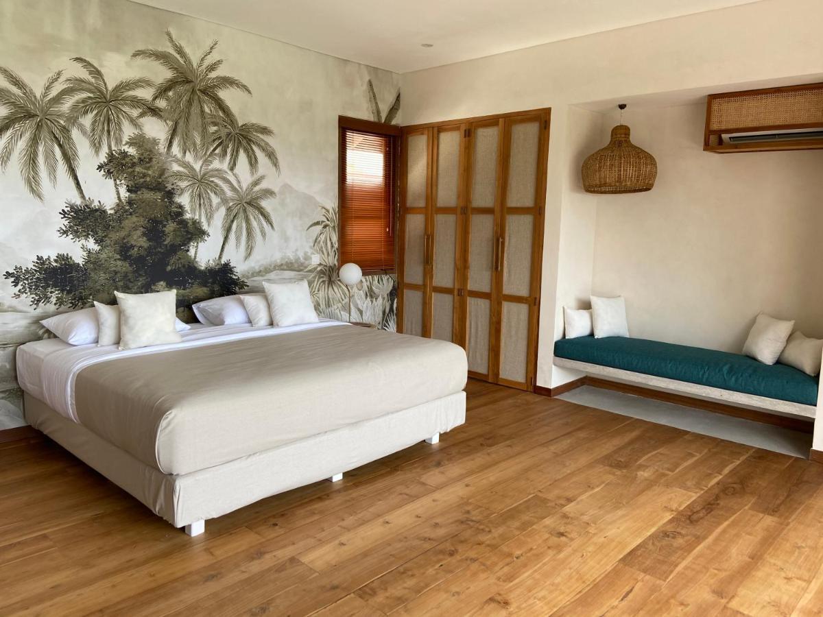 Villa Biarritz Uluwatu Exteriör bild